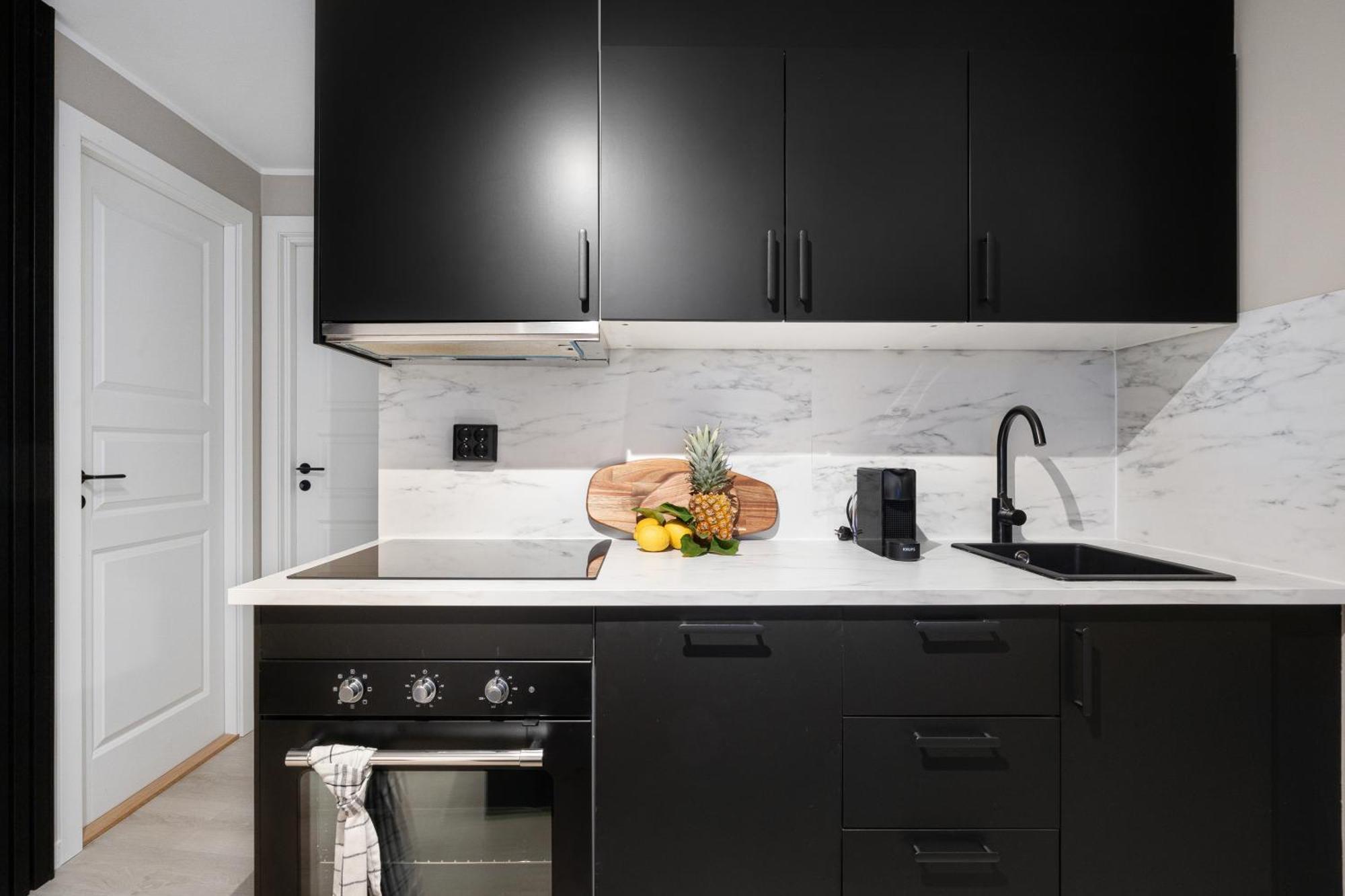 King Bed - Renovated 2024 - 2Br Behind Bryggen Apartment Bergen Ngoại thất bức ảnh